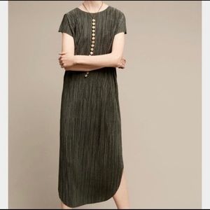 Anthropologie Sabina Musayev Women Green
Shirin Pleated Short Sleeve Midi Dress